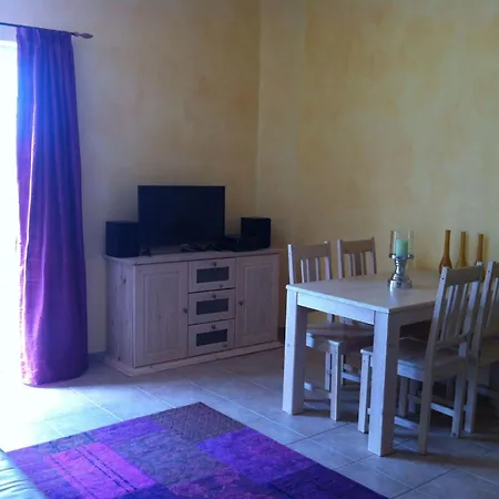 Gemuetliche Nahe Zadar By Interhome * ノビグラード・ダルメーシャ