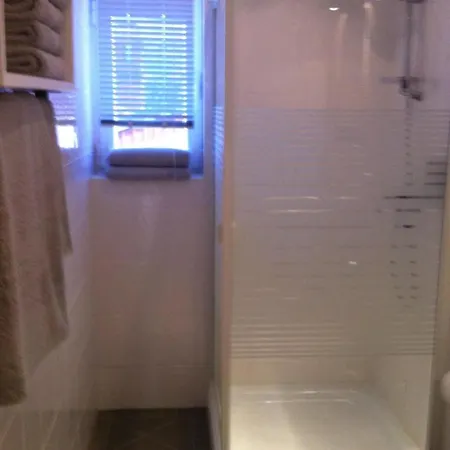 Gemuetliche Nahe Zadar By Interhome
