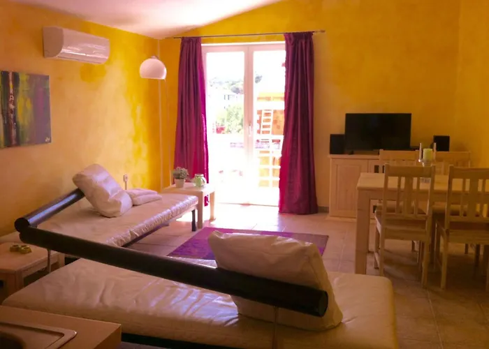 Gemuetliche Nahe Zadar By Interhome